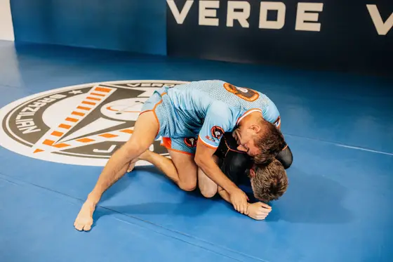Front headlock drilling on the mat